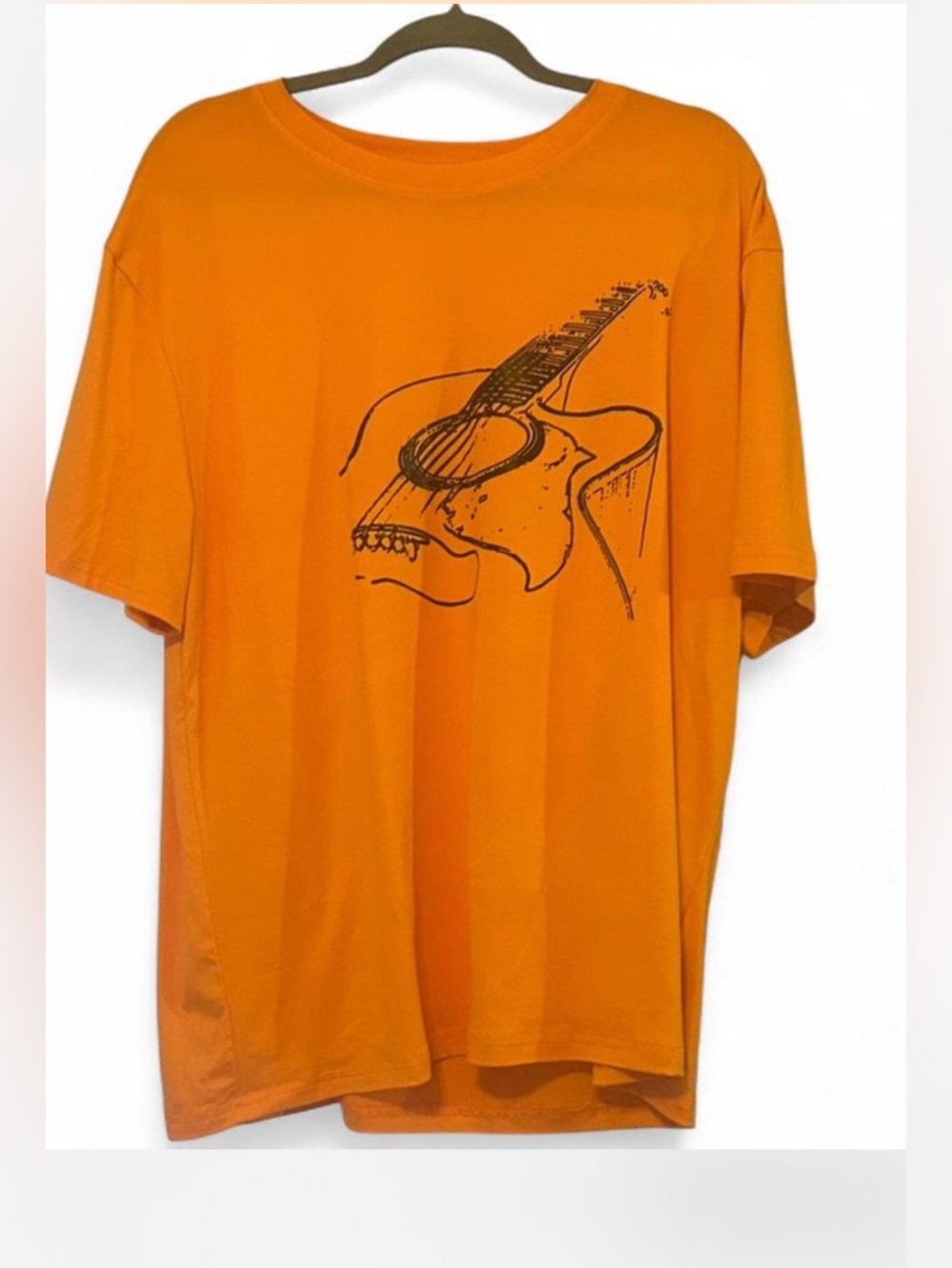 Men’s Orange Guitar Graphic Print Jersey T-Shirt, XL Regular, Short Sleeve